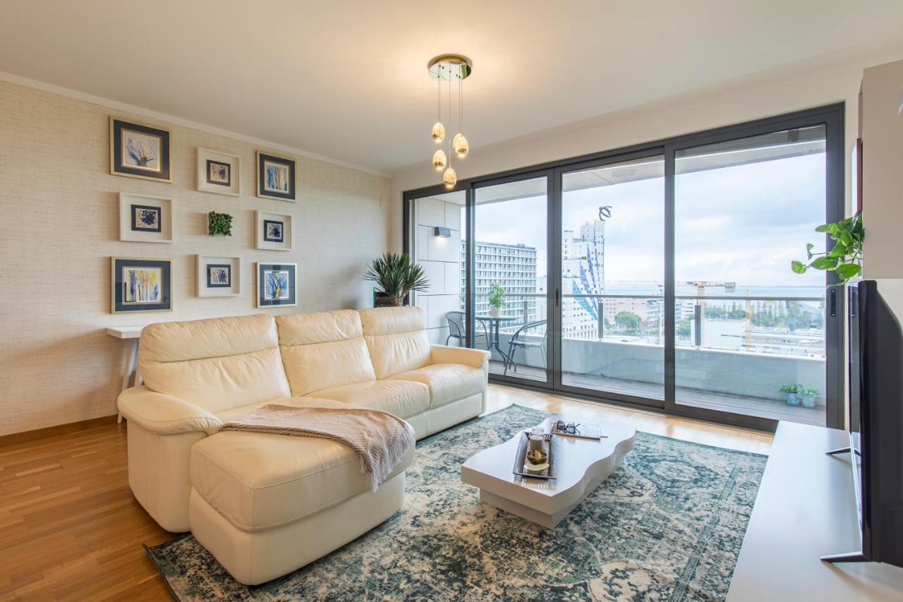 River View Apartment By Lisbon Heart Exterior photo